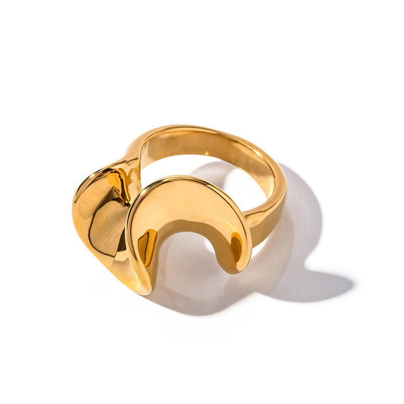 Luxora Ring