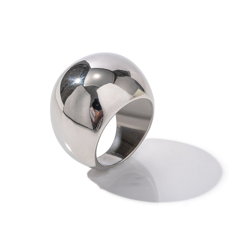 Luxora Ring